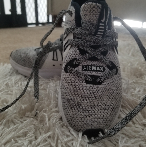 Children Nike Air Max - Picture 2 of 3